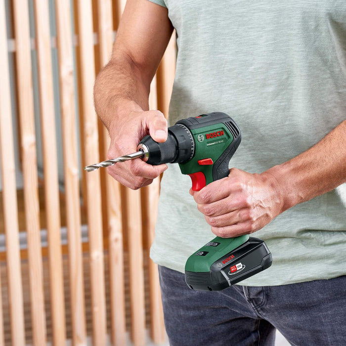 Akumulatorska bušilica - odvrtač Bosch UniversalDrill 18V-60; 1x2,0 Ah (06039D7001) Aku bušilica - odvrtač BOSCH BOSCH-06039D7001 Madras doo Beograd