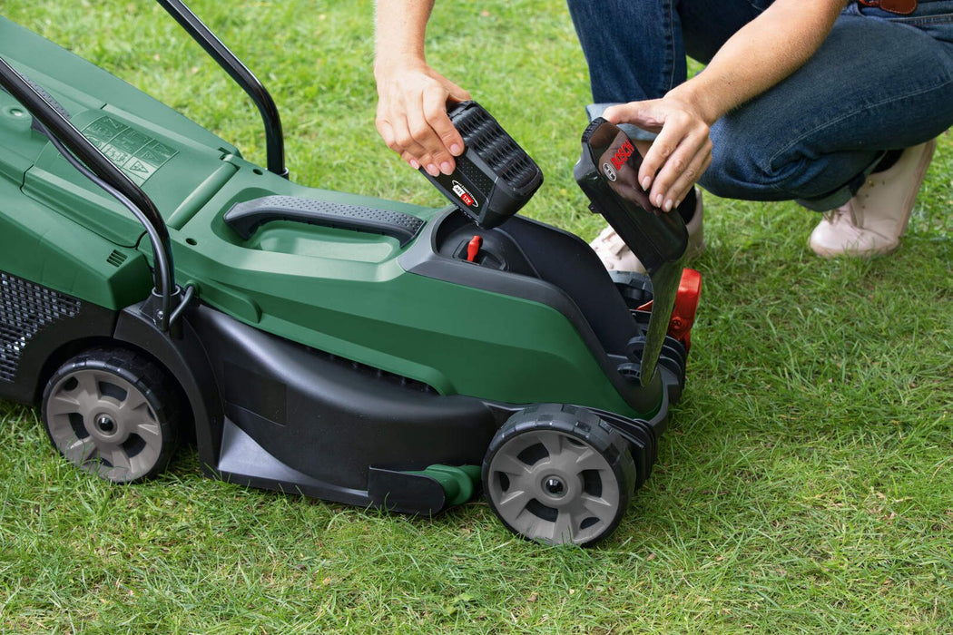 Akumulatorska kosilica Bosch CityMower 18-300 Solo; bez baterije i punjača (06008B9A01) Aku kosilica BOSCH BOSCH-06008B9A01 Madras doo Beograd