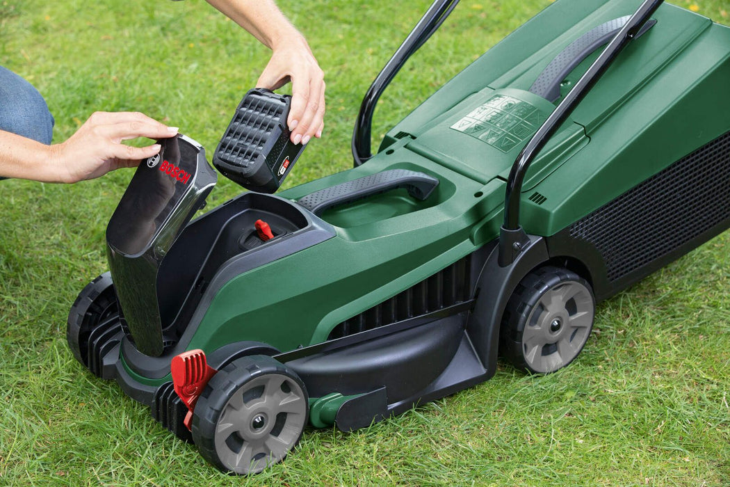 Akumulatorska kosilica Bosch CityMower 18-300 Solo; bez baterije i punjača (06008B9A01) Aku kosilica BOSCH BOSCH-06008B9A01 Madras doo Beograd