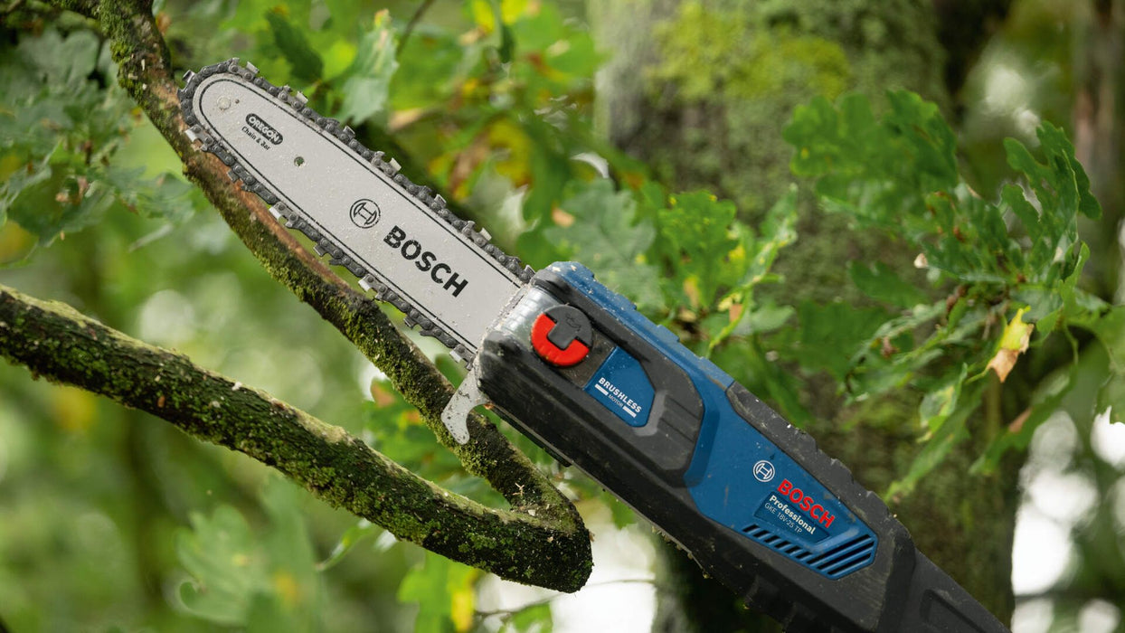 Akumulatorska lančana testera sa teleskopskom drškom Bosch GKE 18V-25 TP Solo (06008D6000) Aku lančana testera BOSCH Madras doo Beograd