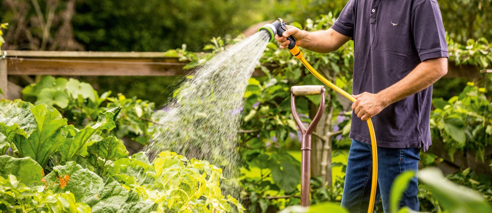 Akumulatorska pumpa za zalivanje Bosch GardenPump 18 Solo; bez baterije i punjača (06008C4201) Aku pumpa BOSCH BOSCH-06008C4201 Madras doo Beograd