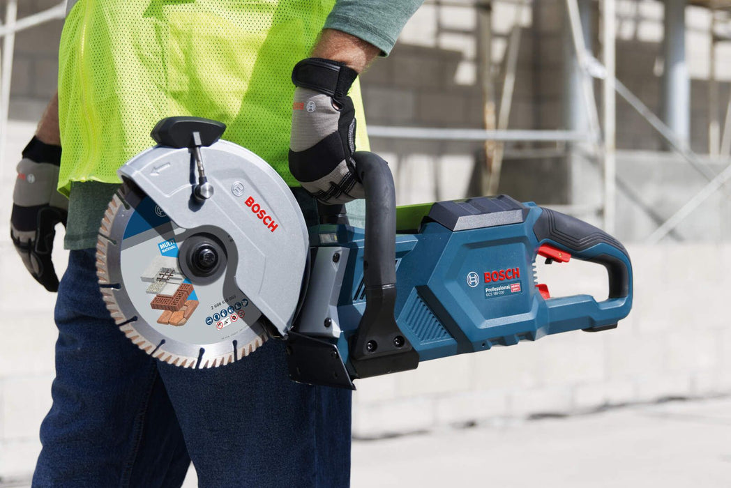 Akumulatorska rezna testera za sečenje betona i metala Bosch GCS 18V-230 Professional (06013B0000) Aku testera za metal BOSCH Madras doo Beograd