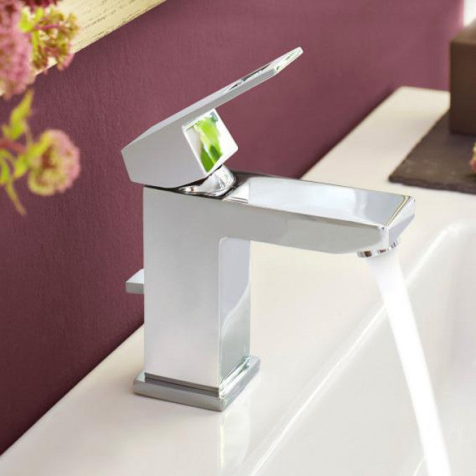 Baterija za lavabo GROHE EUROCUBE 23127000 Baterije za lavabo Grohe Madras doo Beograd