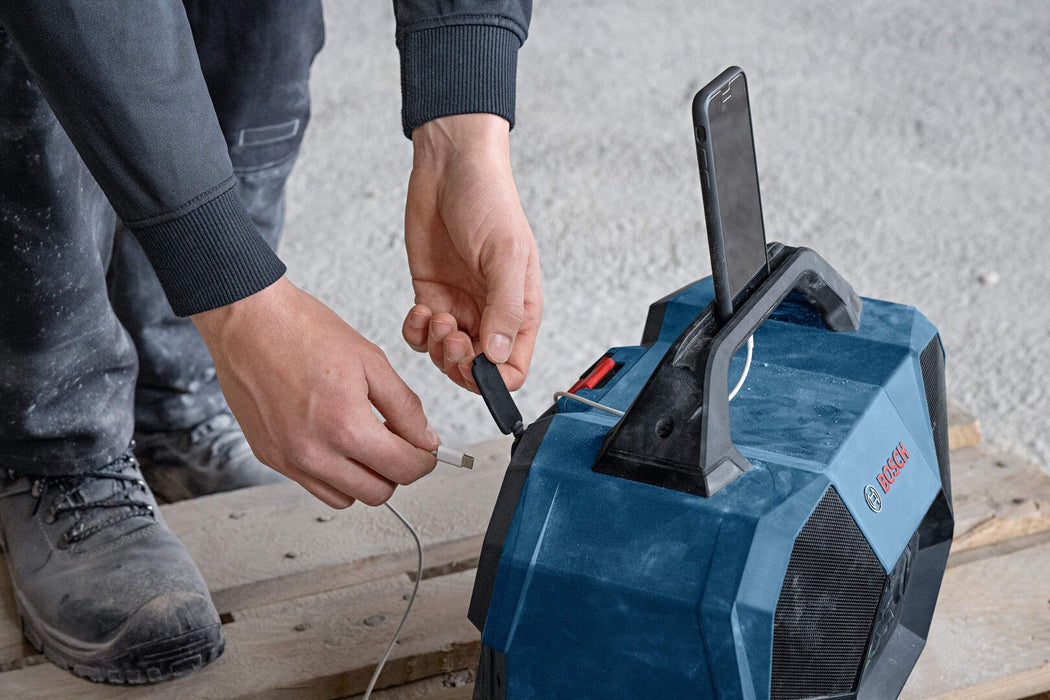 Bluetooth zvučnik Bosch GPB 18V-6 SC Solo bez baterije i punjača (06014A6000) Aku bluetooth zvučnik BOSCH Madras doo Beograd