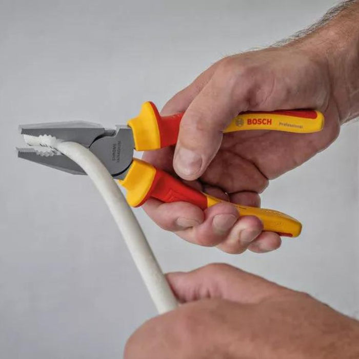 Bosch – 3-delni set VDE Električarskih klešta – 1600A02NG0 VDE izolovani set klešta BOSCH Madras doo Beograd