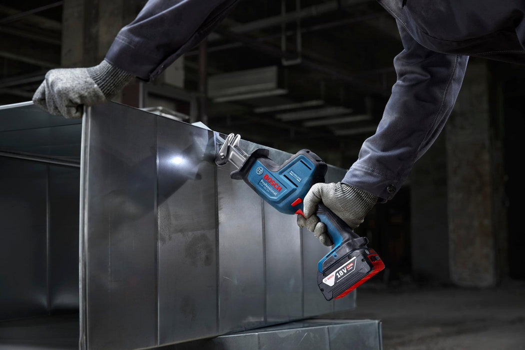 BOSCH Akku-sablja testera GSA 18V-24 (06016A5101) Madras doo Beograd Madras doo Beograd