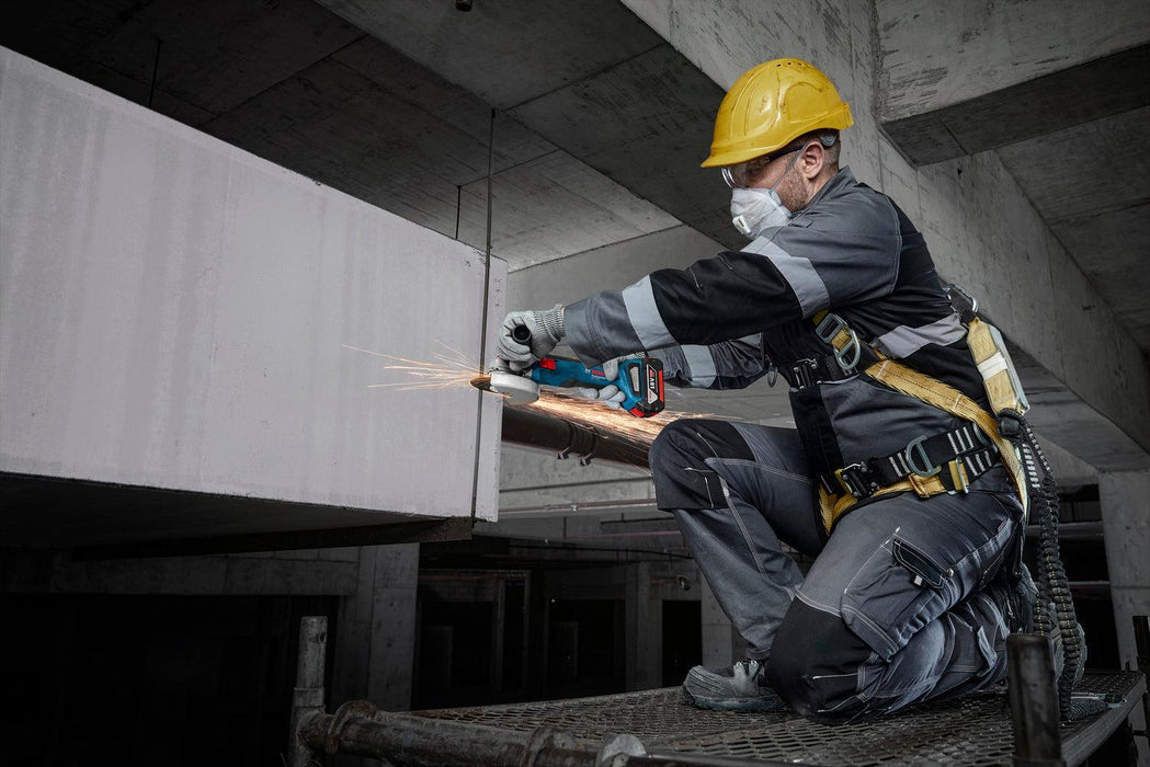 BOSCH Akku-ugaona brusilica GWS 18V-8 (06019N9070) Madras doo Beograd Madras doo Beograd