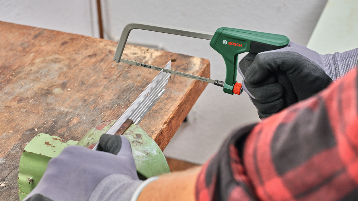 BOSCH Bonsek od 150 mm - Savijena testera Small Hacksaw 150mm (1600A02ZA7) Madras doo Beograd Madras doo Beograd