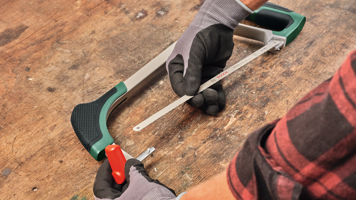 BOSCH Bonsek od 300 mm - Savijena testera Universal Hacksaw 300mm (1600A02ZA8) Madras doo Beograd Madras doo Beograd