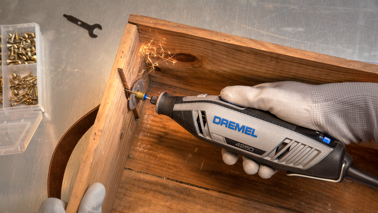 BOSCH DREMEL® 4250 (4250-3/45) - (F0134250JF) Madras doo Beograd Madras doo Beograd