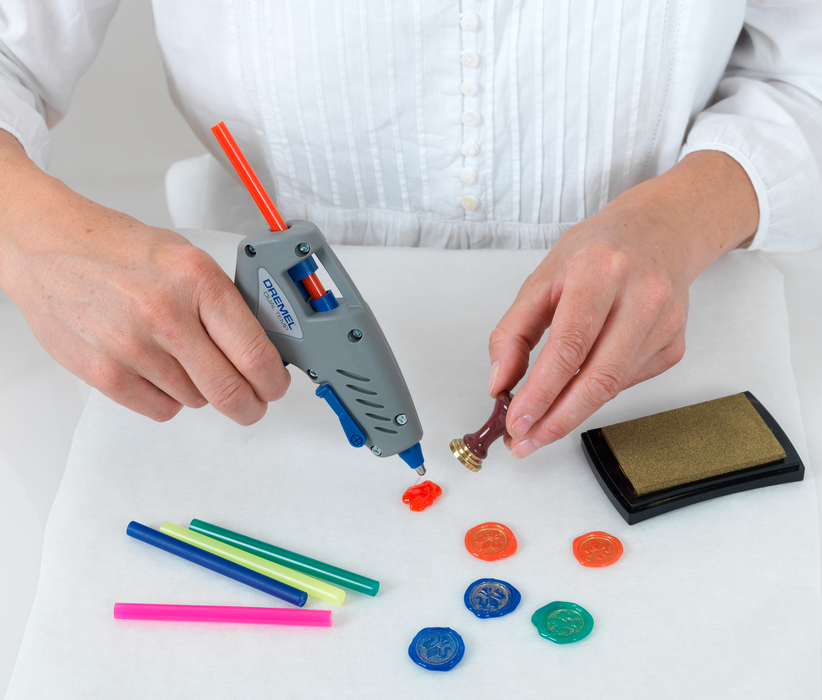 BOSCH DREMEL® 7 mm Colour Sticks (GG05) - štapići boje od 7 mm (2615GG05JA) Madras doo Beograd Madras doo Beograd
