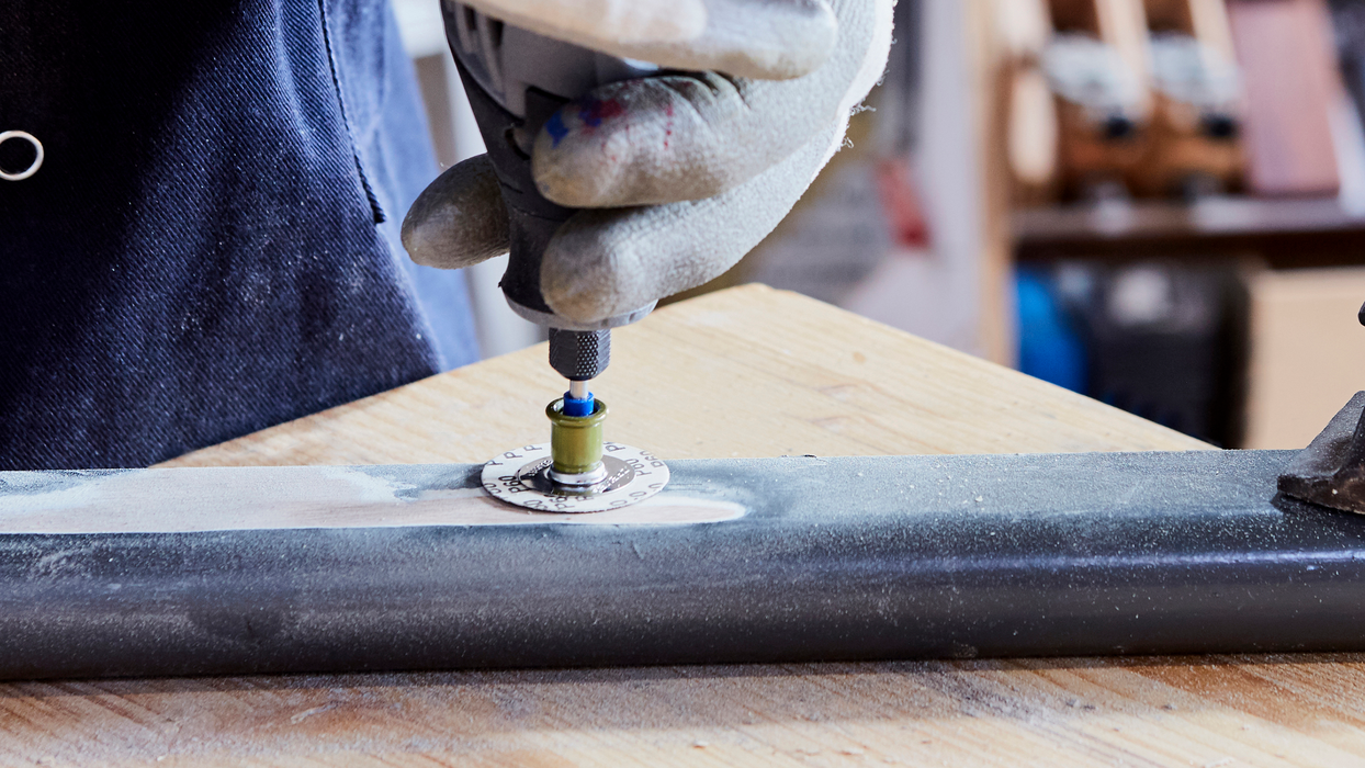 BOSCH DREMEL® EZ SpeedClic: Sanding Discs (SC411) - EZ SpeedClic disk za brušenje (2615S411JA) Madras doo Beograd Madras doo Beograd