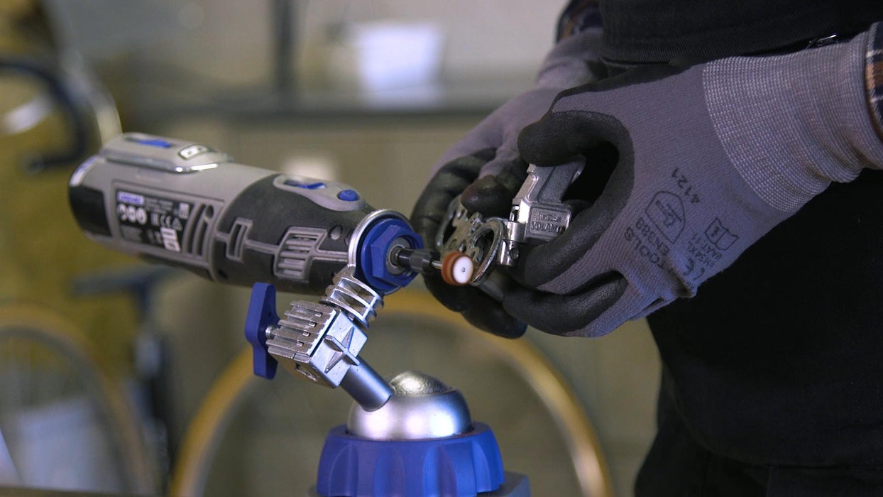 BOSCH DREMEL® Multi-Vise (2500) - Multi-Vise 2500 stacionarna stega (26152500JA) Madras doo Beograd Madras doo Beograd