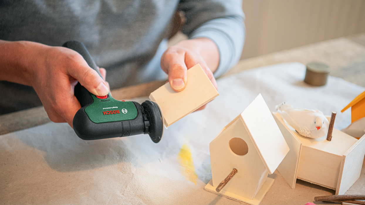 BOSCH EasyCut&Grind - Akku-ugaona brusilica YOUCut & Grind (06039D2000) Madras doo Beograd Madras doo Beograd
