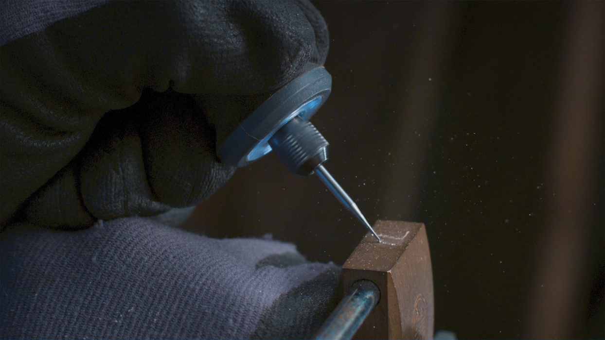 BOSCH Engraving Cutter 0,8 mm (105) - Sečivo za graviranje 0,8 mm (105) (26150105JA) Madras doo Beograd Madras doo Beograd