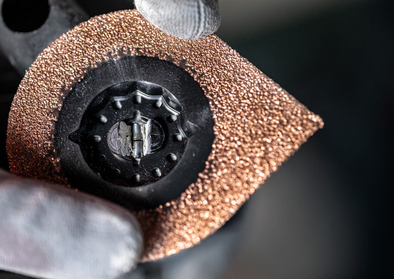 BOSCH EXPERT AVZ 70 RT4 3 max ploča za fugovanje, Ø70 mm - Brusna ploča RBE - 1ER AVZ 70 RT4 (2608902055) Madras doo Beograd Madras doo Beograd