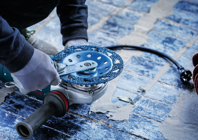 BOSCH EXPERT Multi Material Carbide glava za brušenje, gruba, ravna, 180 mm, 22,23 mm - Lončasti disk za brušenje EXPERT Carbide (2608901747) Madras doo Beograd Madras doo Beograd