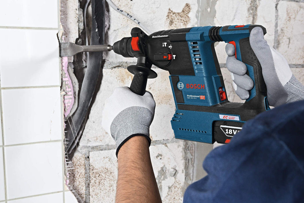 Bosch GBH 18V-26 F + GDE 18V-16 adapter za usisavanje; 2 x 5,5 Ah ProCORE u L-Boxx koferu (061191000G) Aku set alata BOSCH Madras doo Beograd
