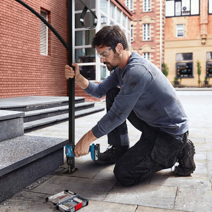 Bosch GSR 185-Li akumulatorska bušilica - odvrtač; 18V 2x2.0 Ah + kofer (06019K3000) Aku bušilica - odvrtač BOSCH Madras doo Beograd