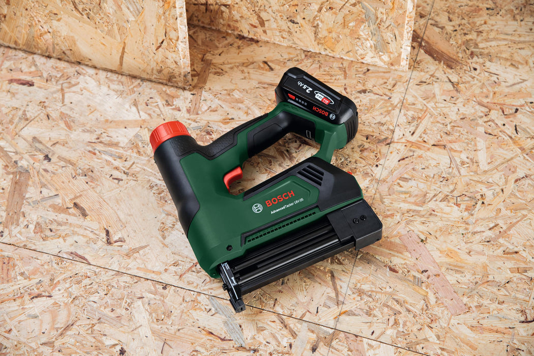 BOSCH Heftalica AdvancedTacker 18V-25 (06032A7100) Madras doo Beograd Madras doo Beograd