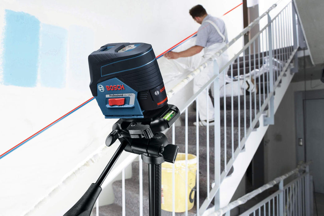 Bosch kombinovani laser GCL 2-50 C + RM 2 + BT 150 stativ u torbi (0601066G02) Linijski laser 180° kombinovani BOSCH BOSCH-0601066G02 Madras doo Beograd