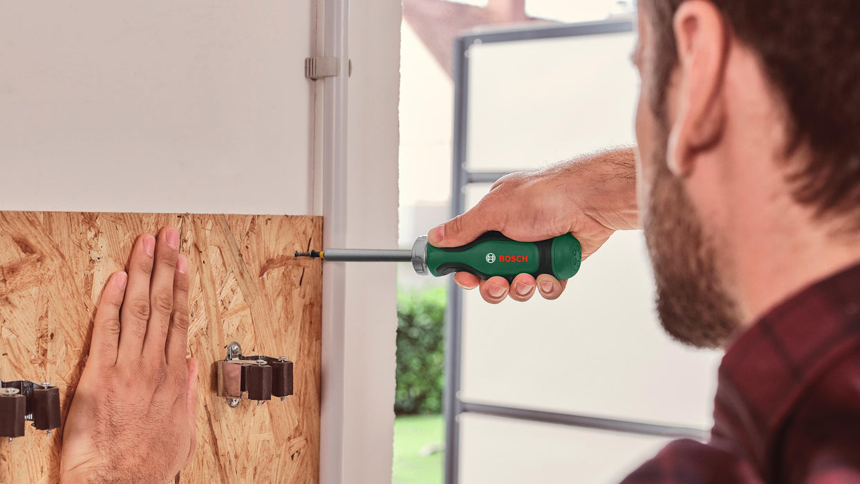 BOSCH Odvrtač za zupčanike + 12 bitova - Odvrtač Ratchet with 12 bit magazine (1600A02BX2) Power Tools BOSCH Madras doo Beograd