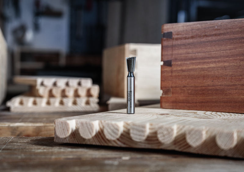 BOSCH PRO glodalo za zupčaste žlebove, 15°, prihvat 1/4″ - Glodalo za ivice Dovetail Bit (2608629689) Madras doo Beograd Madras doo Beograd