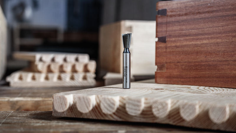 BOSCH PRO glodalo za zupčaste žlebove, 15°, prihvat 1/4″ - Glodalo za ivice Dovetail Bit (2608629689) Madras doo Beograd Madras doo Beograd