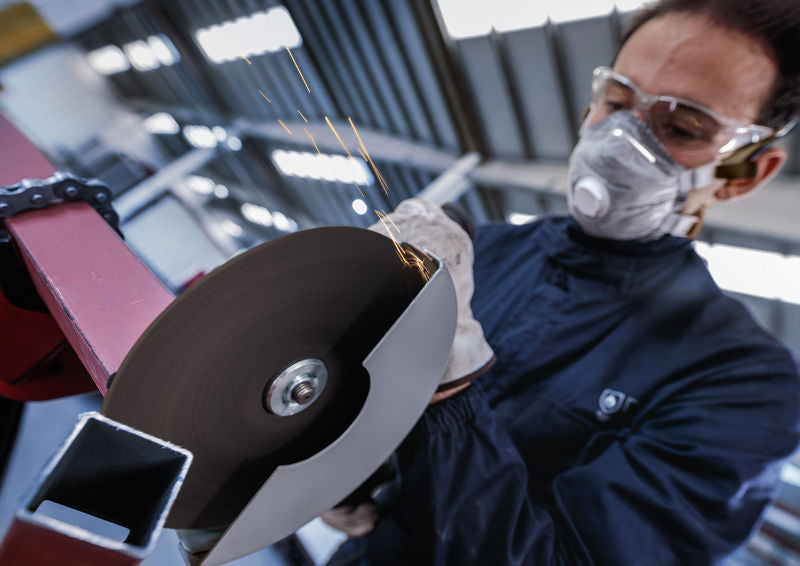 BOSCH PRO Metal lepljena rezna ploča, 230×2,5×22,23 mm - Rezna ploča ravna 230x2,5 mm SfMetal (2608619776) Madras doo Beograd Madras doo Beograd