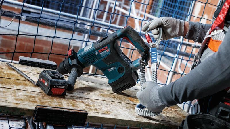 BOSCH PRO uzica lagana, 6 kg, 1 karabiner i 1 petlja od okruglog užeta - (2607990161) Power Tools BOSCH Madras doo Beograd