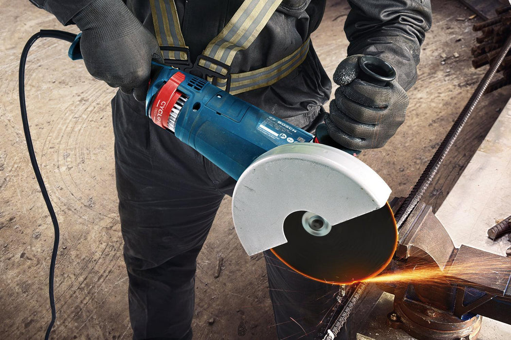 BOSCH Ugaona brusilica GWS 24-230 JZ (06018C3301) Velika ugaona brusilica BOSCH Madras doo Beograd