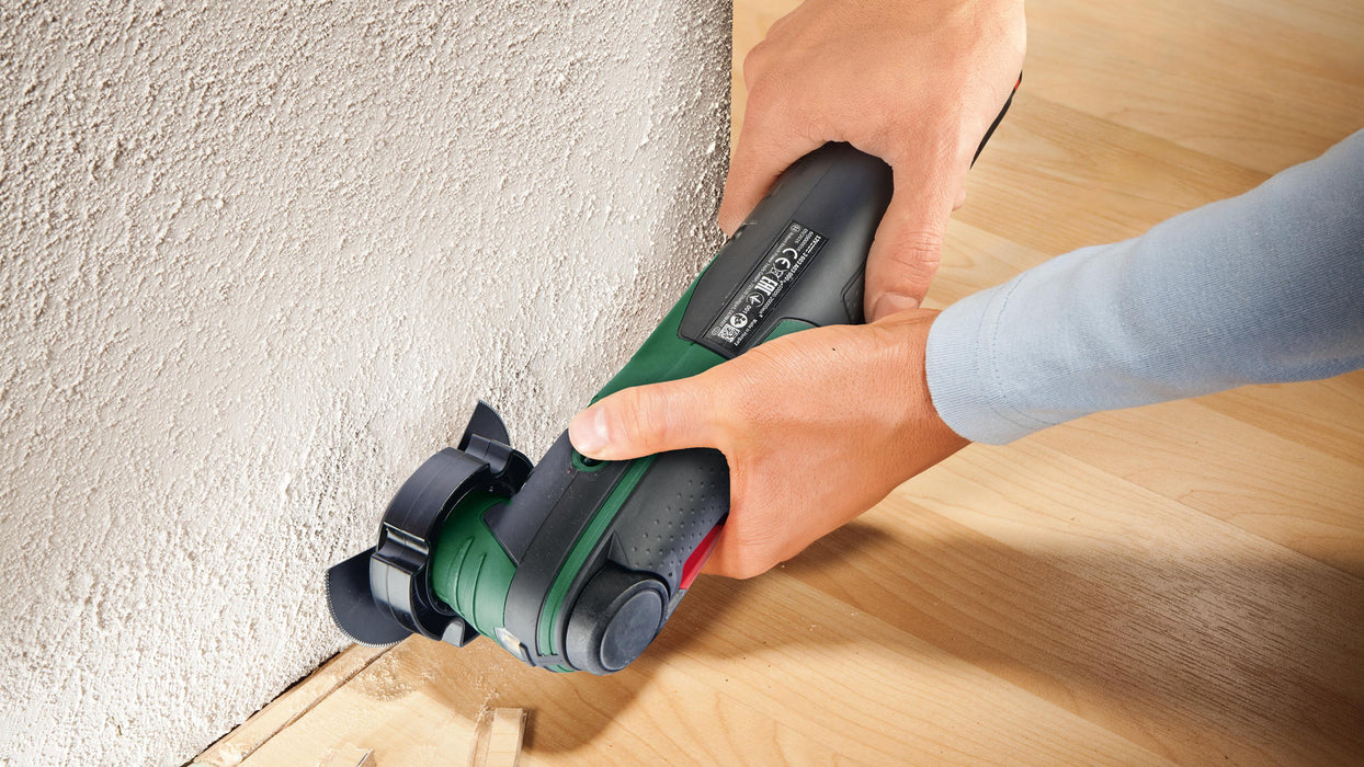 BOSCH Univerzalni alat UniversalMulti 12 (0603103000) Madras doo Beograd Madras doo Beograd