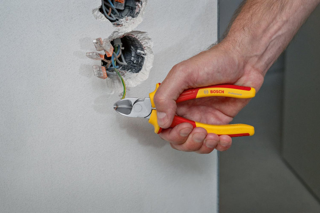 BOSCH VDE dijagonalni bočni sekač od 160 mm - Klešta za sečenje žice VDE Diagonal Side (1600A02ND9) Power Tools BOSCH Madras doo Beograd