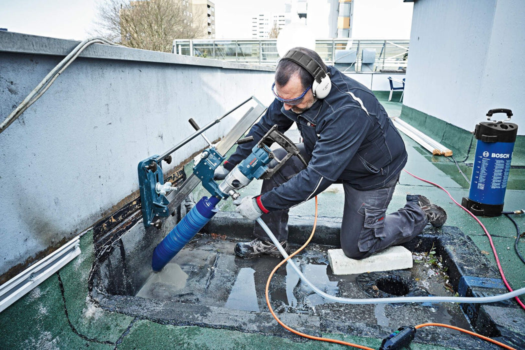 Bušilica za bušenje dijamantskim krunama Bosch GDB 180 WE (0601189800) Dijamatnska bušilica BOSCH Madras doo Beograd