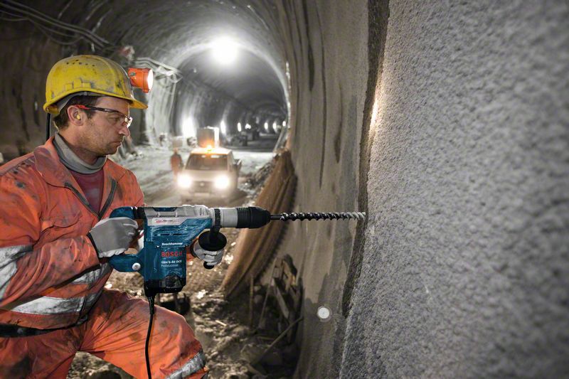 Elektro-pneumatski čekić Bosch GBH 5-40 DCE, SDS-max (0611264000) SDS Max bušilica štemarica BOSCH Madras doo Beograd