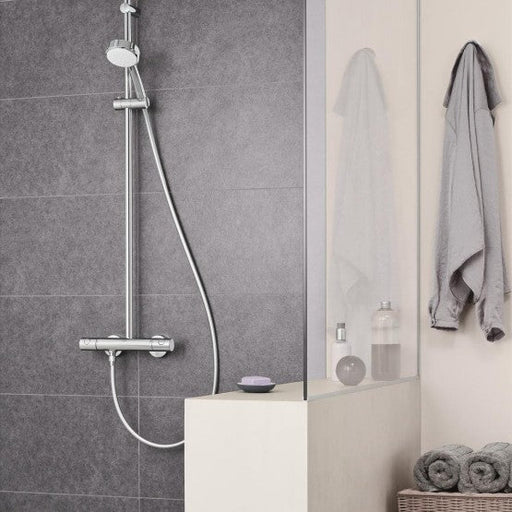 GROHE USPONSKI TUS TEMPESTA CUBE CHROME SA TERMOSTATSKOM BATERIJOM,RUZOM I TUS RUCICOM 26689000 Usponski tuševi Grohe 26689000 Madras doo Beograd