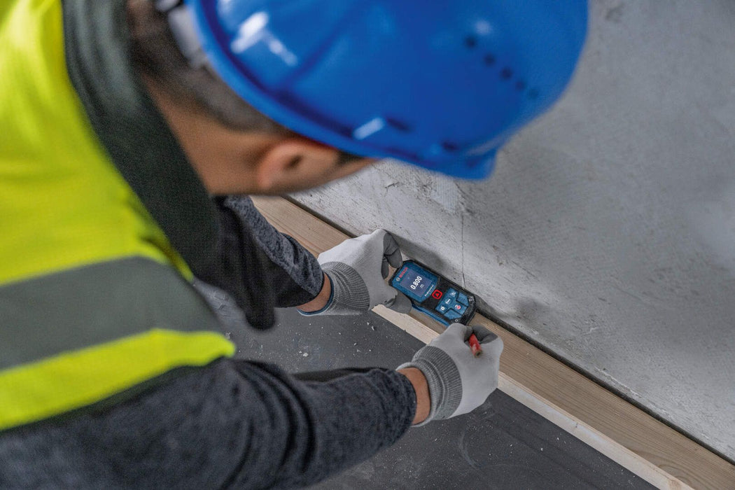 Laserski daljinomer Bosch GLM 40-31 (0601075000) Laserski daljinomer BOSCH Madras doo Beograd