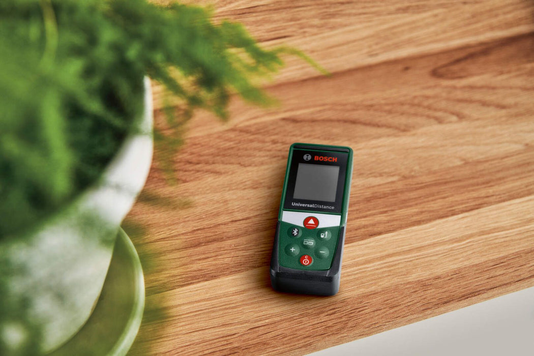 Laserski metar sa Bluetooth povezivanjem Bosch UniversalDistance 40 C (0603672101) Laserski daljinomer BOSCH Madras doo Beograd
