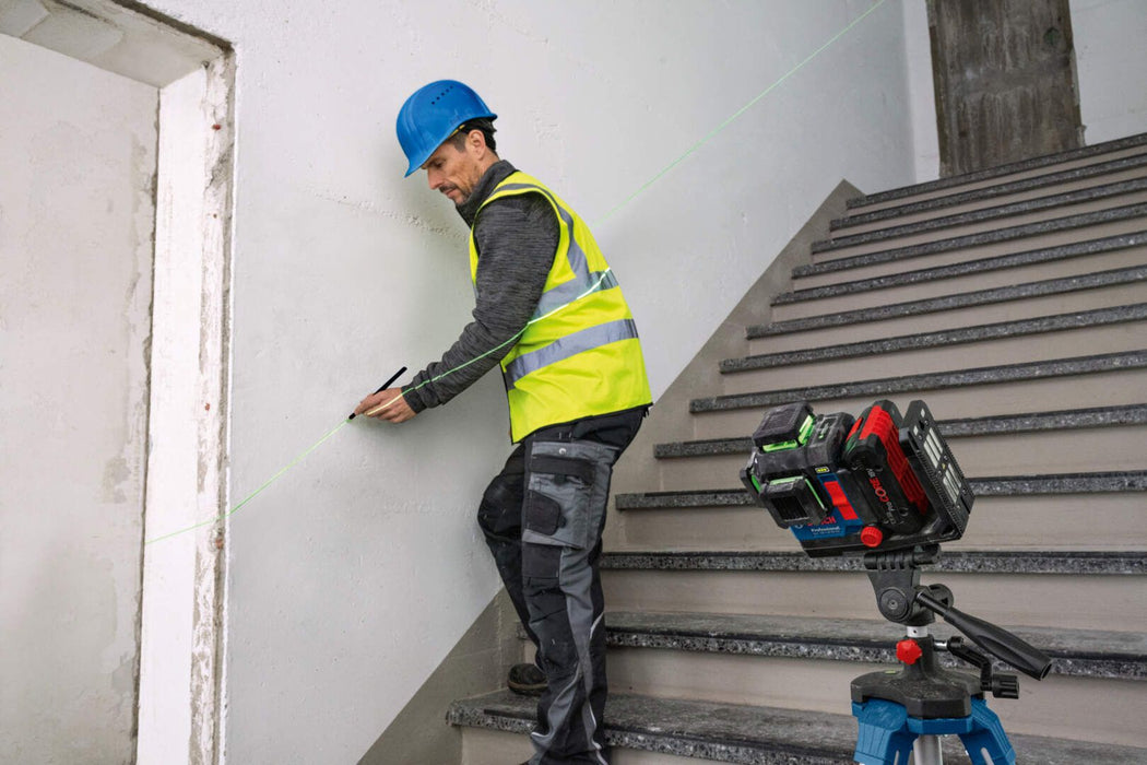 Laserski nivelator zelenog zraka Bosch GLL 18V-120-33 CG 3x360° 120m domet u L-Boxx koferu (0601065101) Laserski nivelator BOSCH Madras doo Beograd