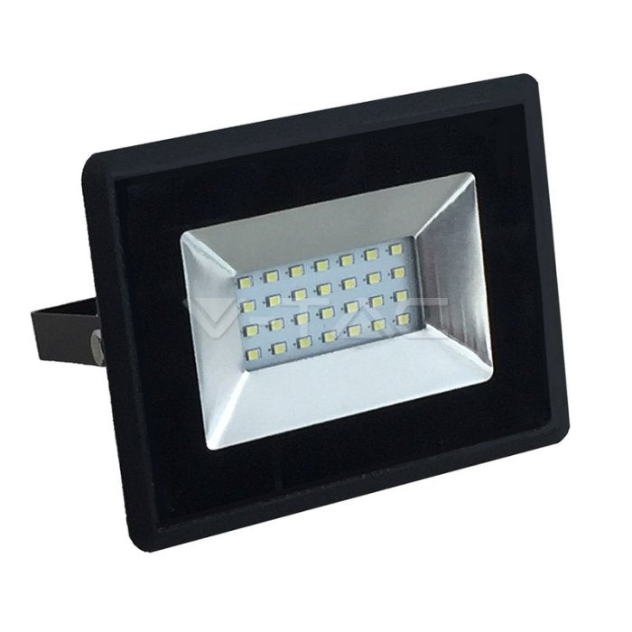 LED REFLEKTOR 20W CRNI 6400K LED reflektori Madras doo Beograd 0121369000 Madras doo Beograd