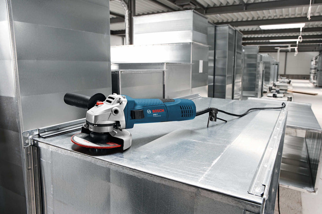 Mala ugaona brusilica Bosch GWS 7-125 720W 125mm (0601388108) Mala ugaona brusilica BOSCH Madras doo Beograd