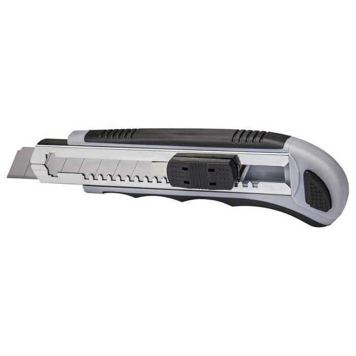Skalpel Makita; 18 mm (D-58855) Skalpel MAKITA Madras doo Beograd