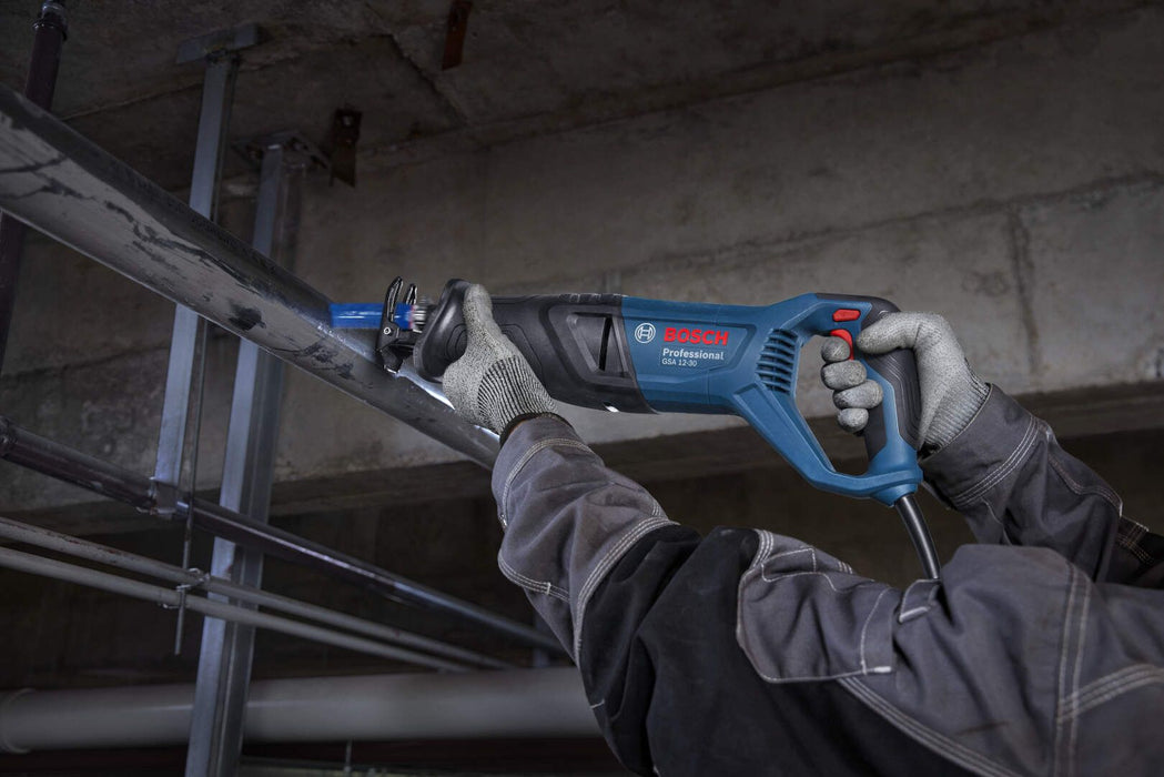 Univerzalna testera-recipro Bosch GSA 12-30 u koferu (06016C7000) Univerzalna - recipro testera BOSCH Madras doo Beograd